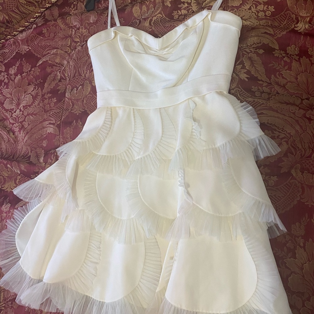 BCBGMAXAZARIA strapless dress